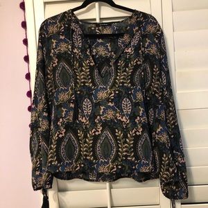 💙 Floral Tassel Blouse 💙